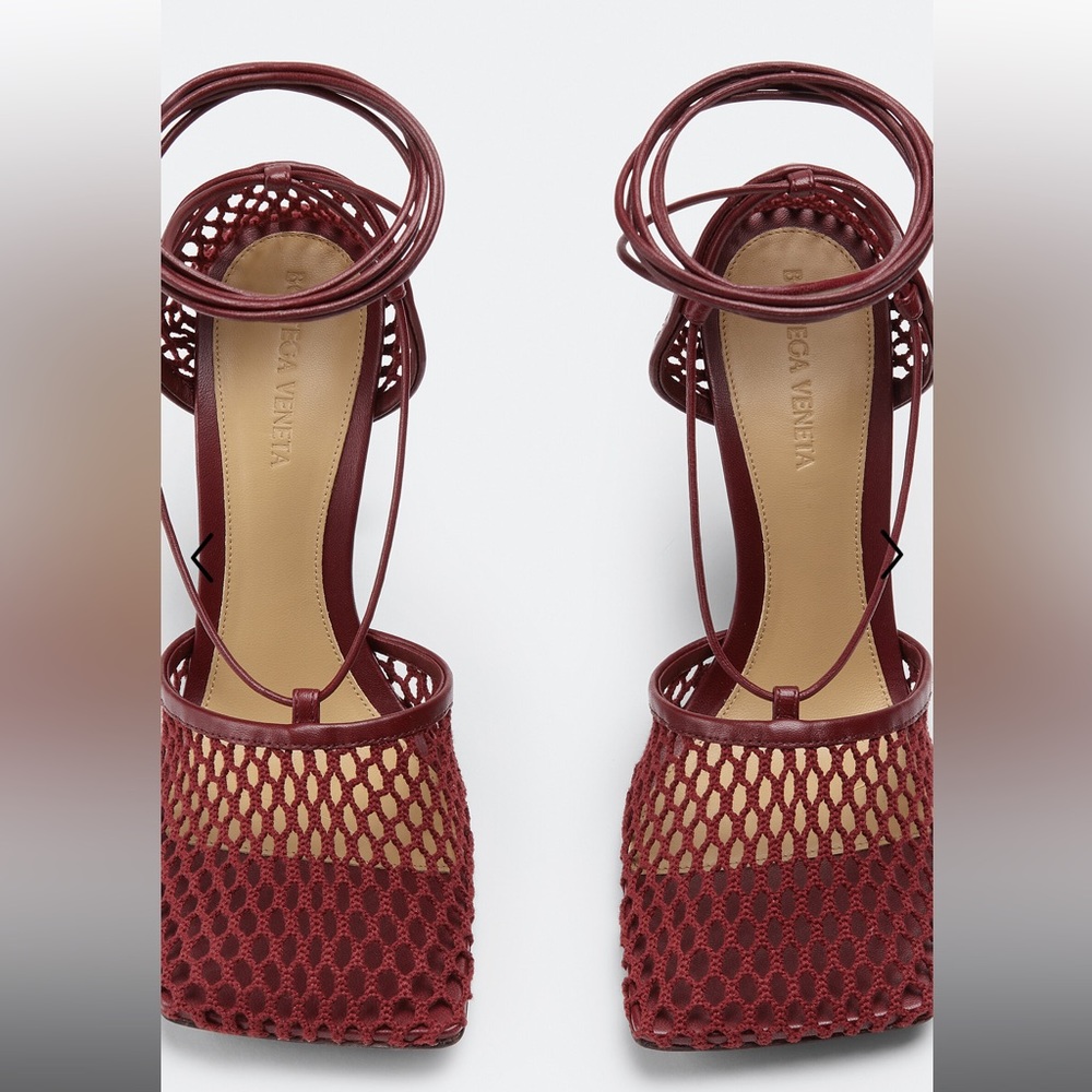 Cherry Bottega Veneta stretch lace up heels